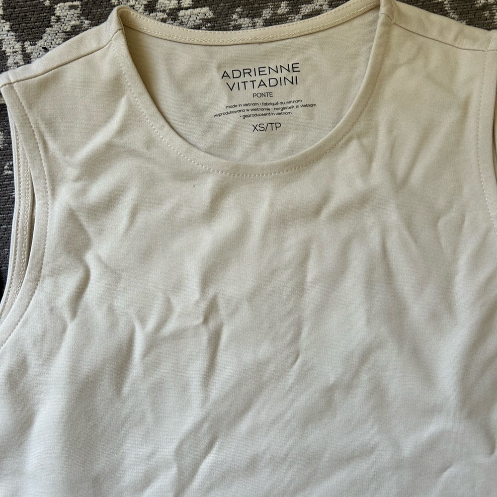 2 pieces NEW | Adrienne Vittadini Brown and Ivory Sleeveless Tank Top | - Picture 5 of 5
